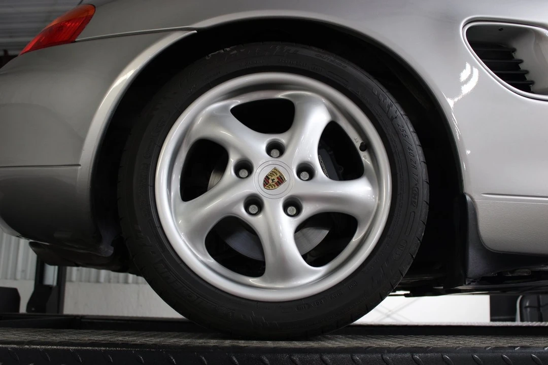 1999 Porsche 986 Boxster - Image 10 of 31