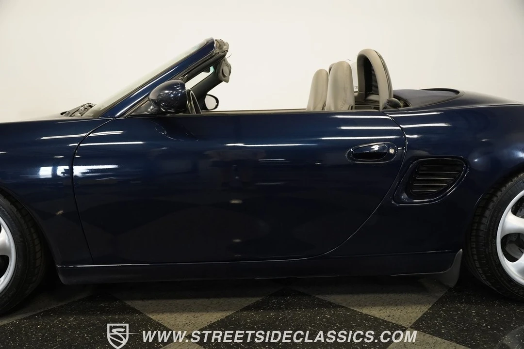 1999 Porsche 986 Boxster - Image 17 of 21