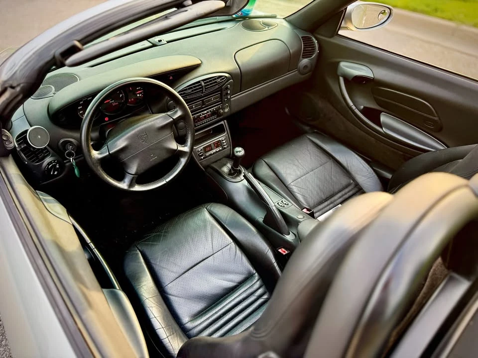 1999 Porsche 986 Boxster - Image 11 of 19