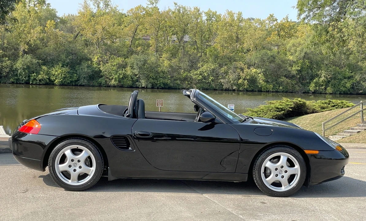 1999 Porsche 986 Boxster - Image 13 of 31