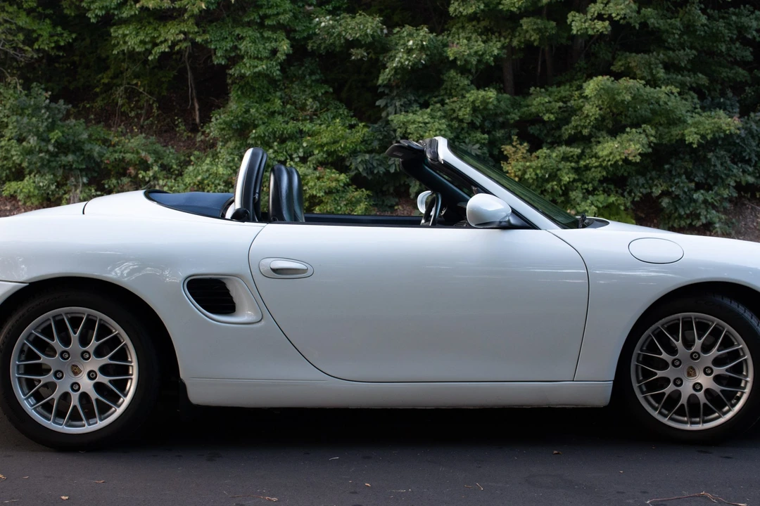 1999 Porsche 986 Boxster - Image 10 of 31