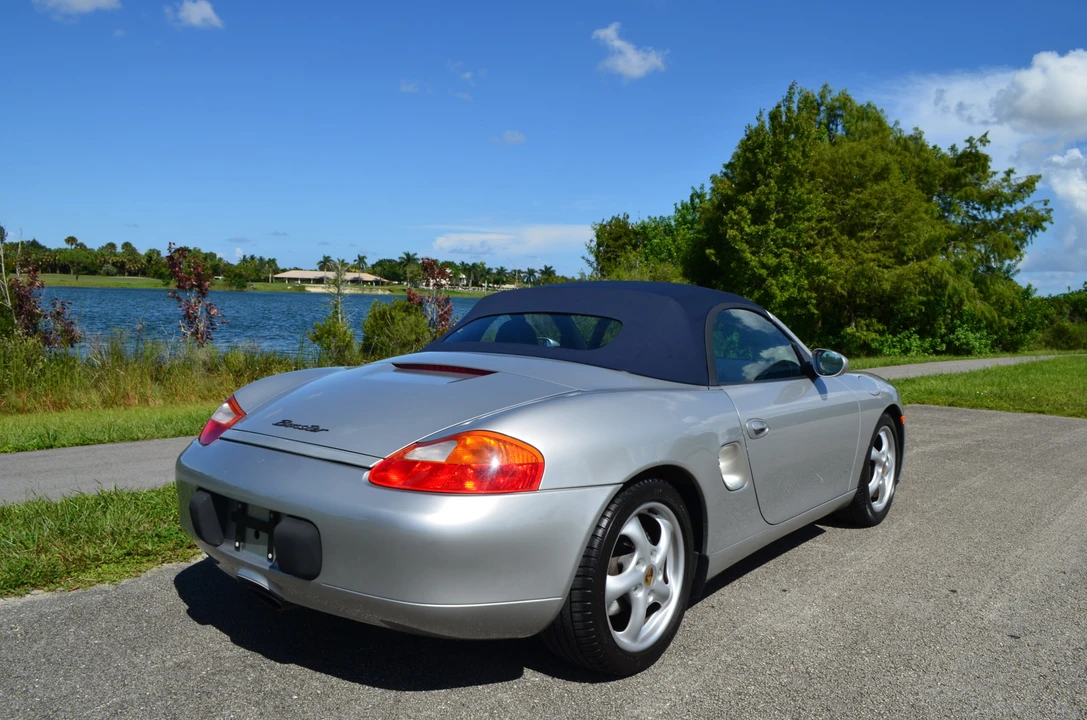1999 Porsche 986 Boxster - Image 9 of 31