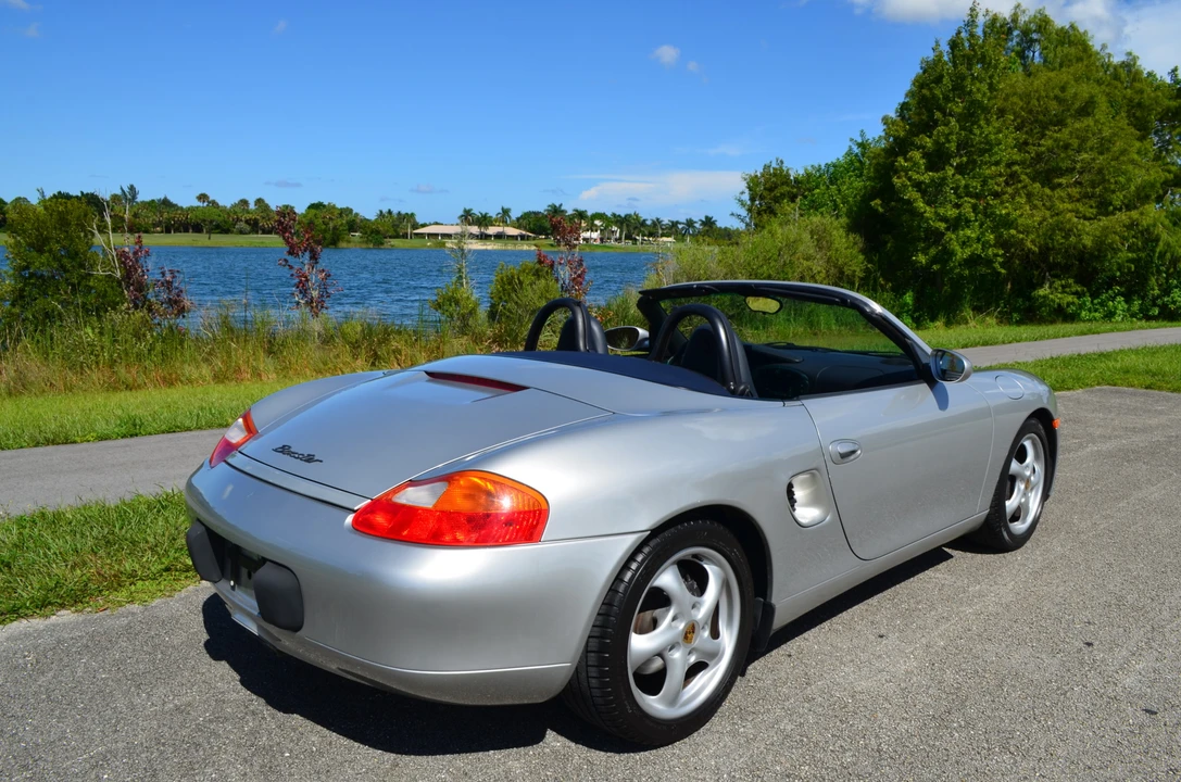 1999 Porsche 986 Boxster - Image 15 of 31