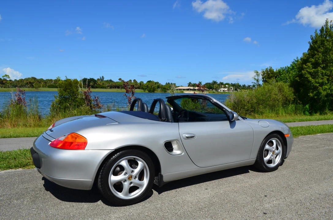 1999 Porsche 986 Boxster - Image 16 of 31