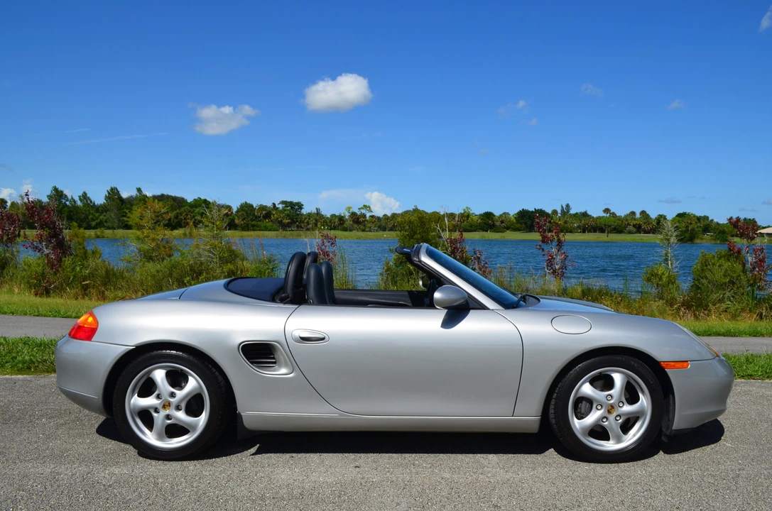 1999 Porsche 986 Boxster - Image 17 of 31