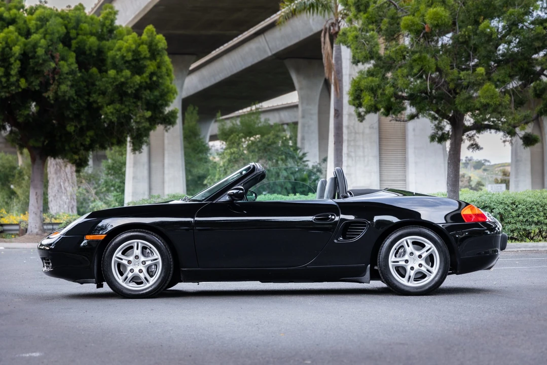 1999 Porsche 986 Boxster - Image 14 of 31