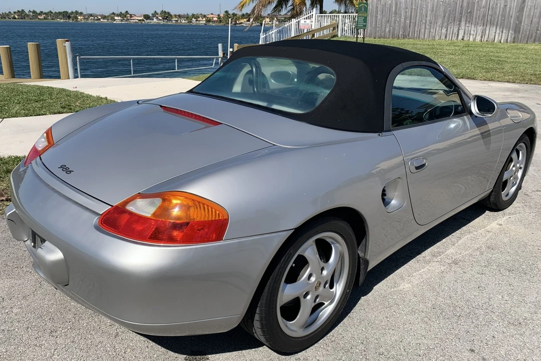 1999 Porsche 986 Boxster - Image 13 of 31
