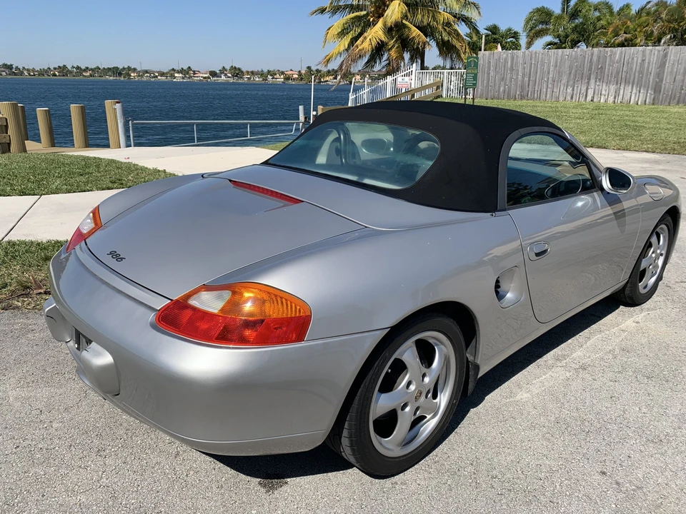 1999 Porsche 986 Boxster - Image 12 of 31