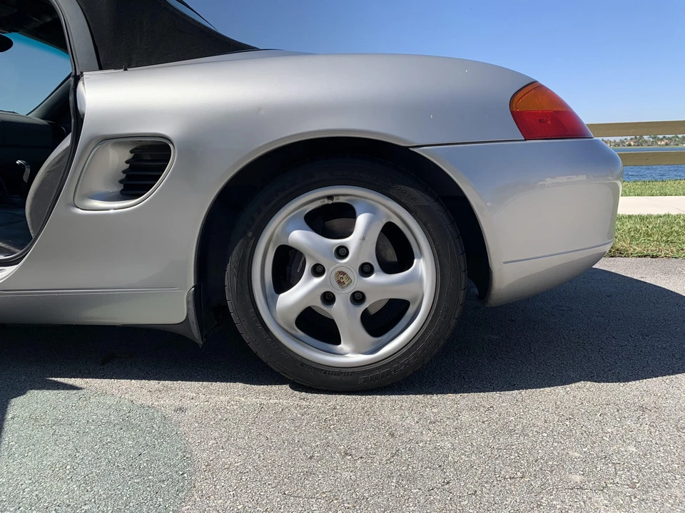 1999 Porsche 986 Boxster - Image 29 of 31