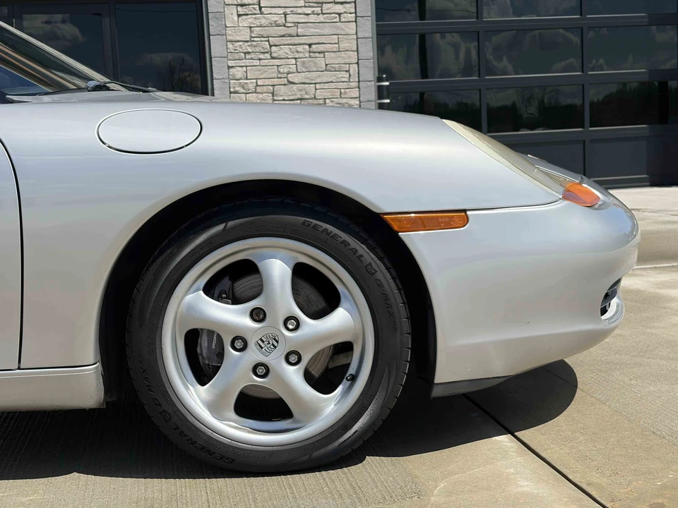 1999 Porsche 986 Boxster - Image 24 of 31