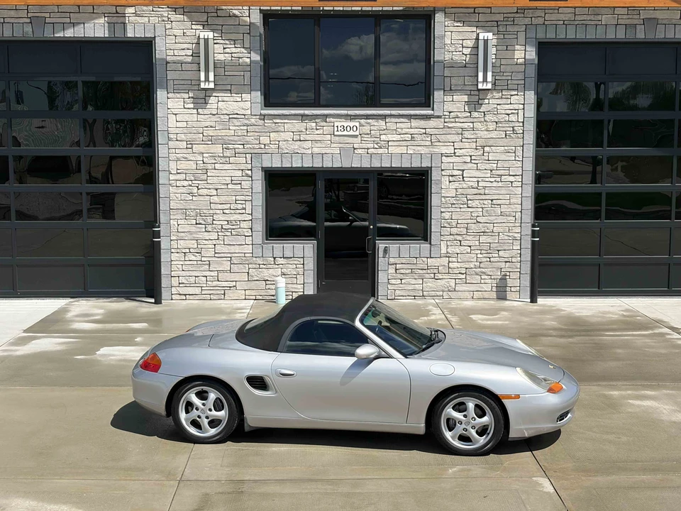 1999 Porsche 986 Boxster - Image 10 of 31
