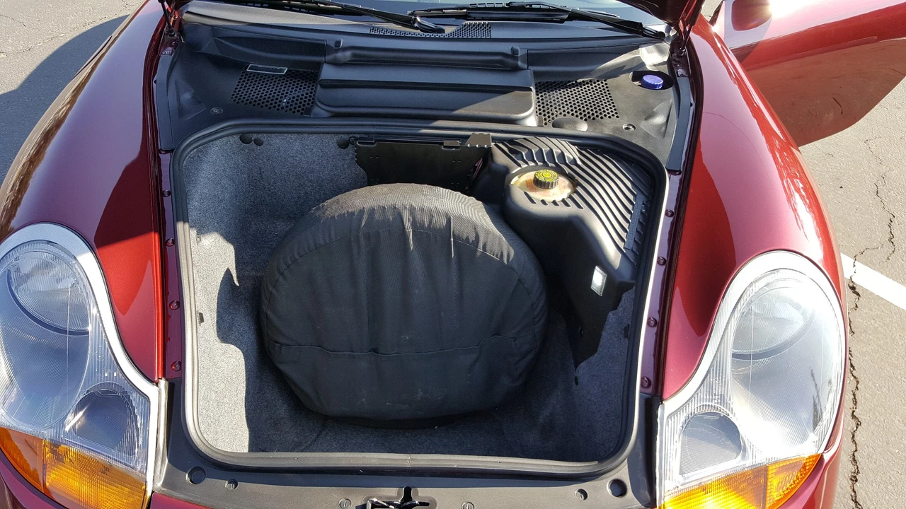 1999 Porsche 986 Boxster - Image 13 of 31