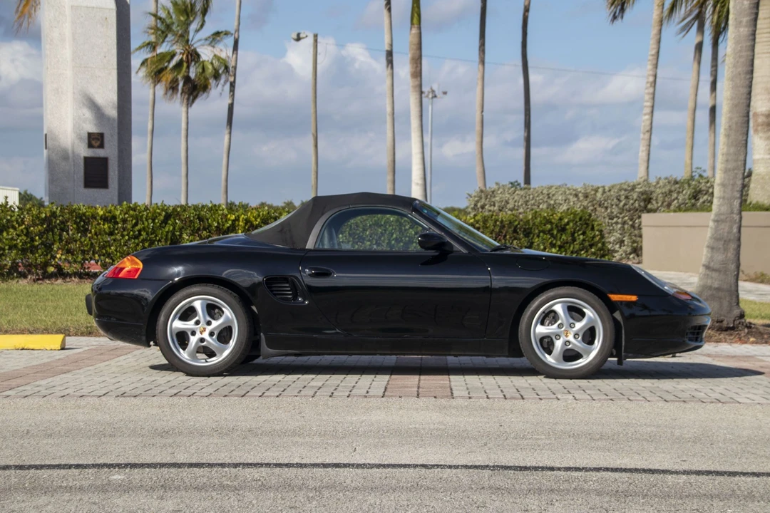 1999 Porsche 986 Boxster - Image 28 of 31