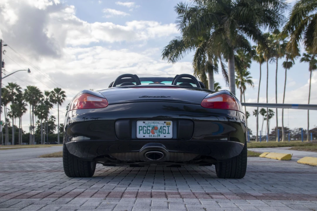 1999 Porsche 986 Boxster - Image 11 of 31