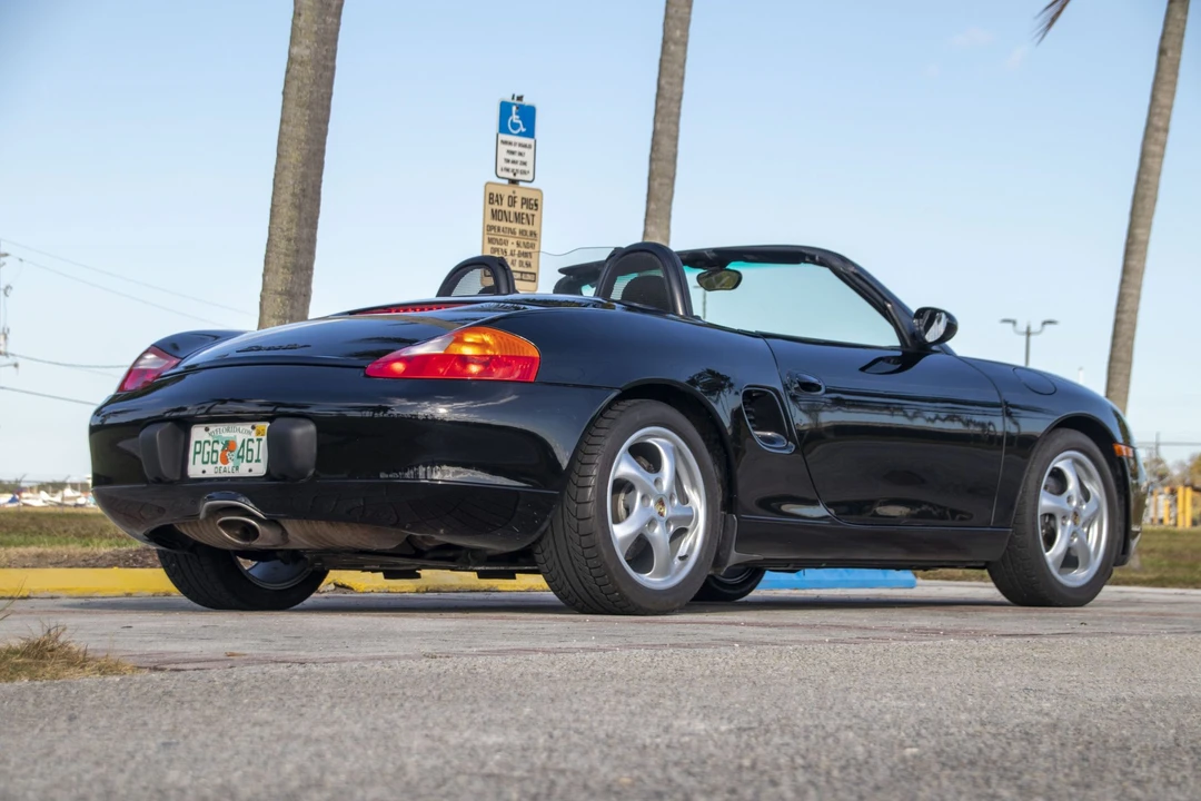 1999 Porsche 986 Boxster - Image 14 of 31