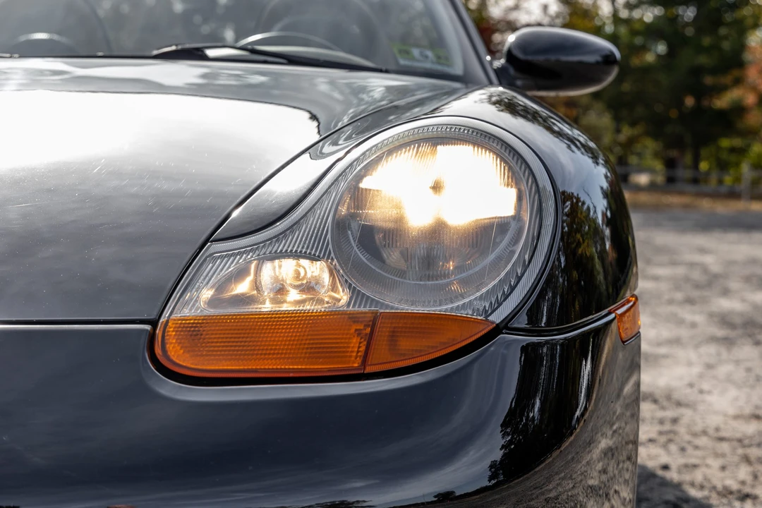 1999 Porsche 986 Boxster - Image 13 of 31