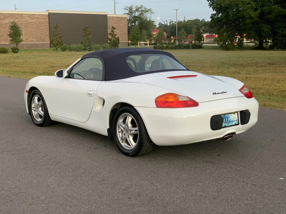1999 Porsche 986 Boxster - Image 28 of 31