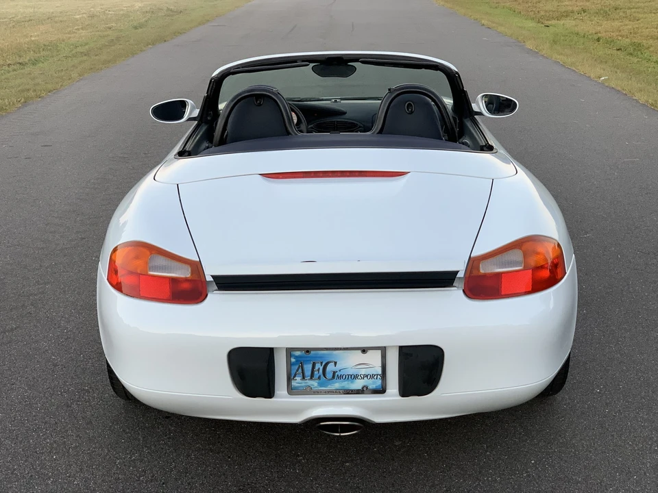 1999 Porsche 986 Boxster - Image 9 of 31
