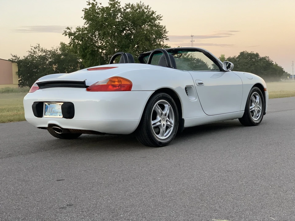 1999 Porsche 986 Boxster - Image 15 of 31