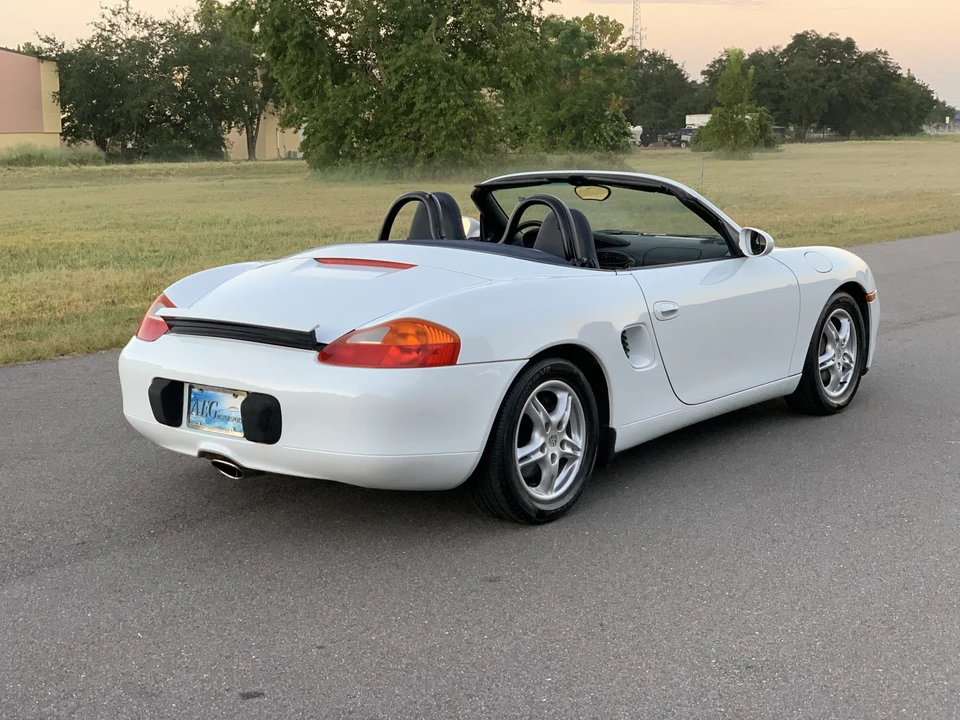 1999 Porsche 986 Boxster - Image 13 of 31