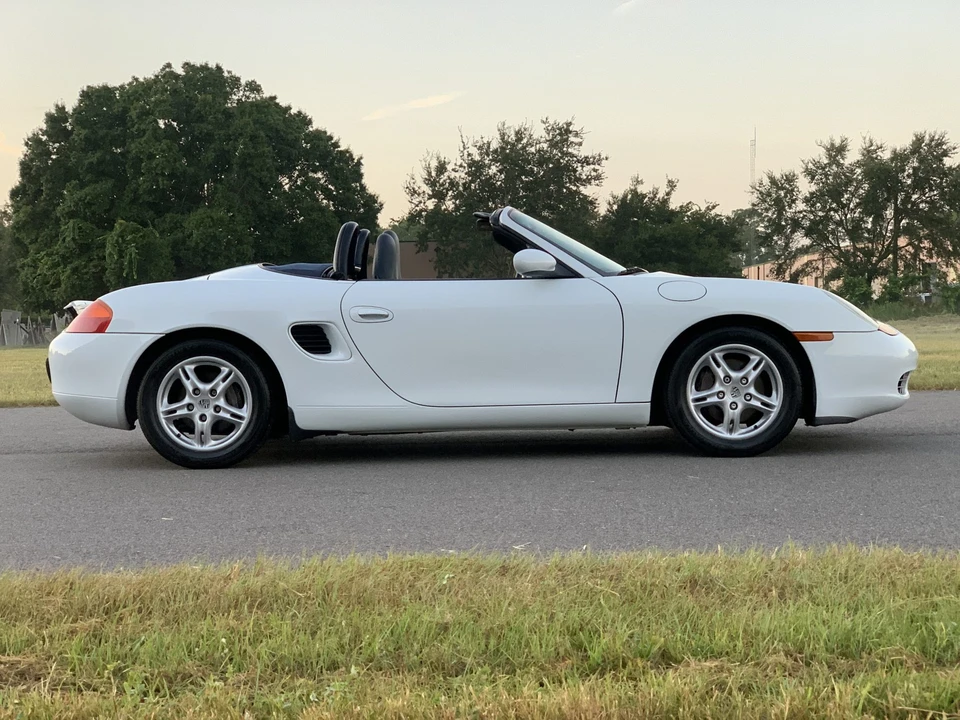 1999 Porsche 986 Boxster - Image 17 of 31
