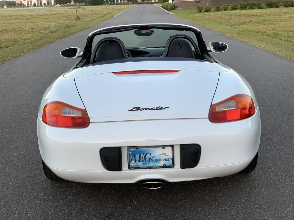 1999 Porsche 986 Boxster - Image 10 of 31