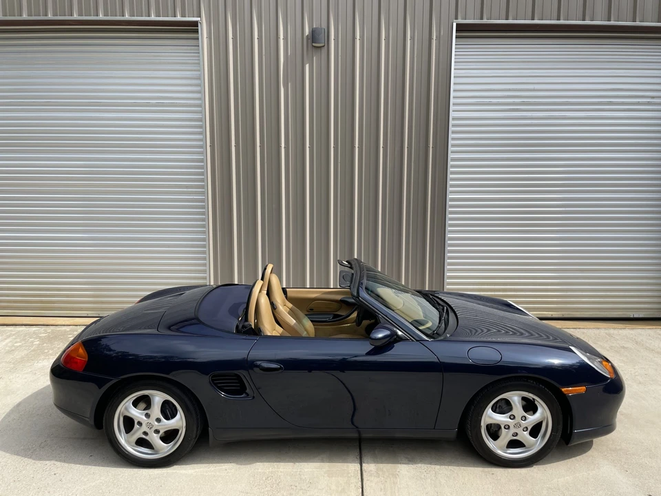 1999 Porsche 986 Boxster - Image 24 of 31