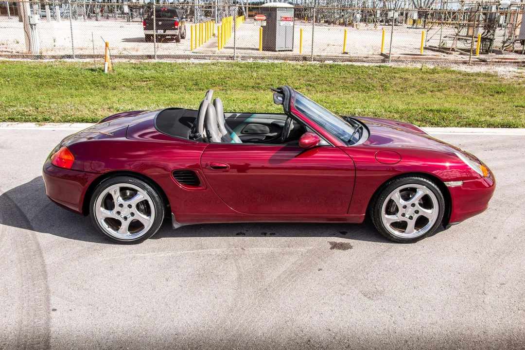 1999 Porsche 986 Boxster - Image 11 of 31