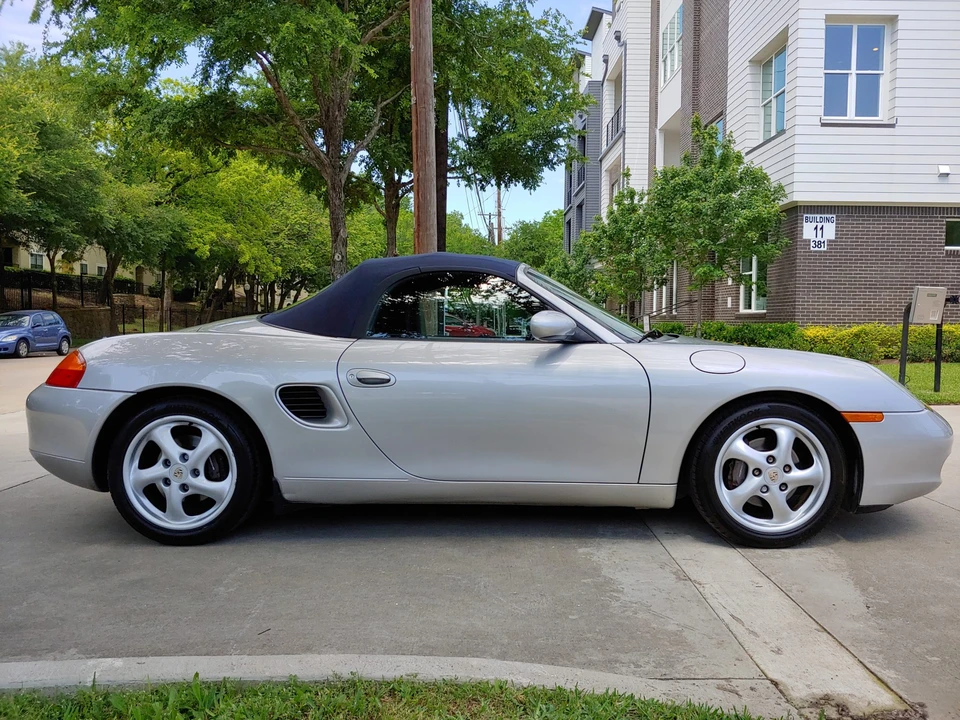 1999 Porsche 986 Boxster - Image 28 of 31