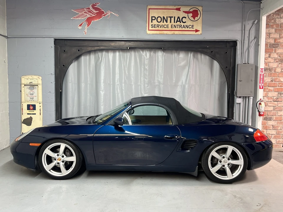 1999 Porsche 986 Boxster - Image 11 of 31