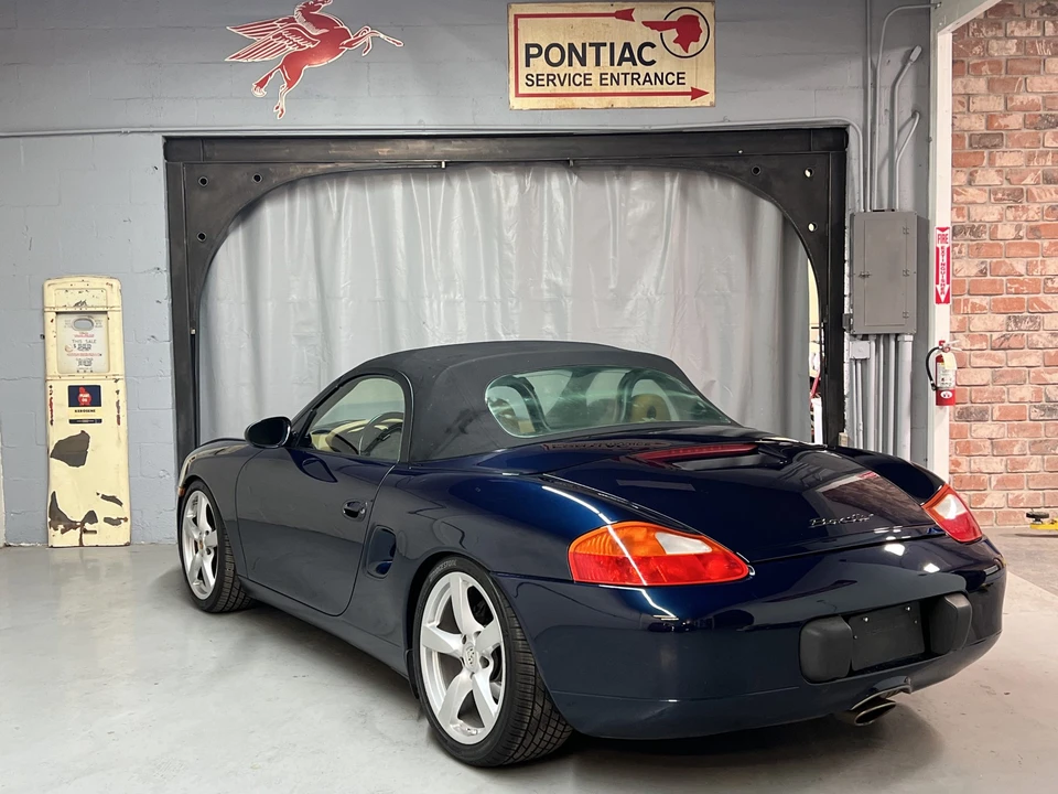 1999 Porsche 986 Boxster - Image 12 of 31
