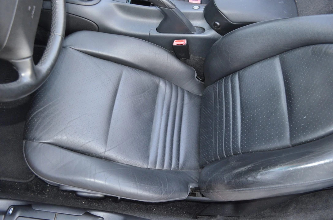 1999 Porsche 986 Boxster - Image 26 of 31