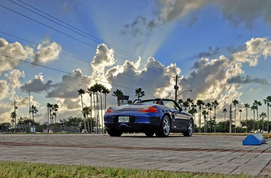 1999 Porsche 986 Boxster - Image 10 of 31