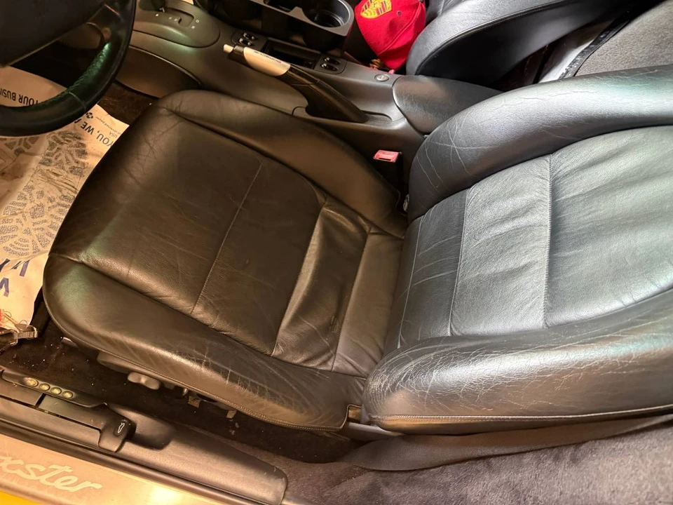 1999 Porsche 986 Boxster - Image 11 of 17