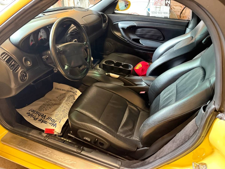 1999 Porsche 986 Boxster - Image 10 of 17