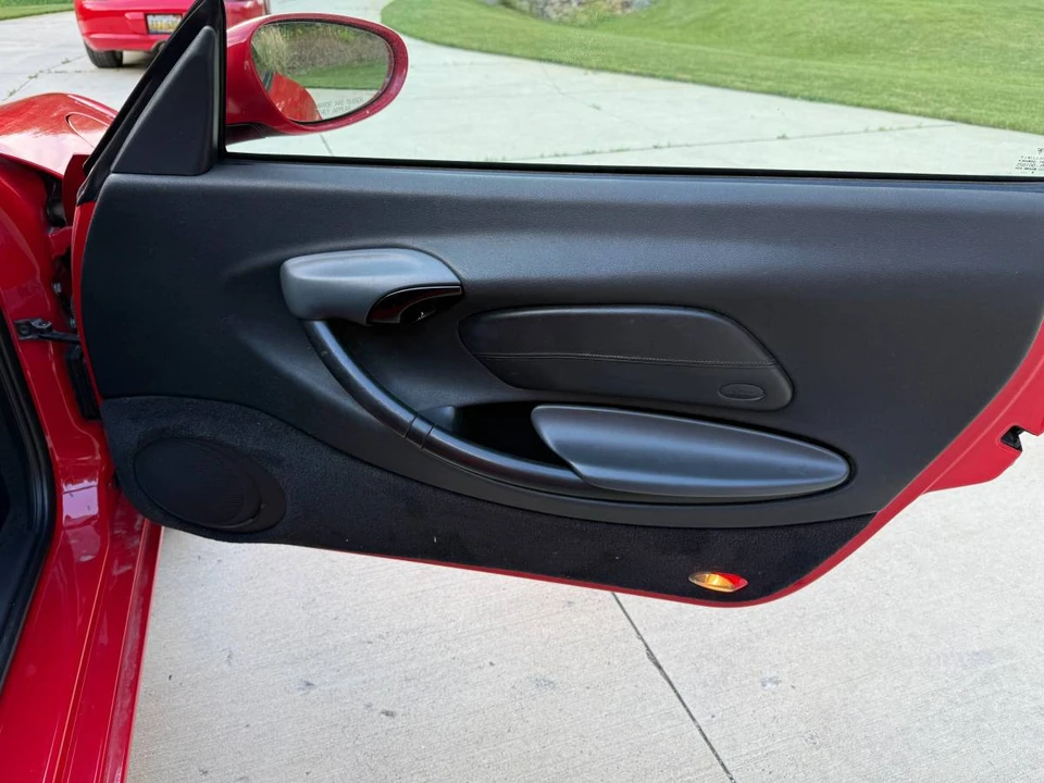 1999 Porsche 986 Boxster - Image 11 of 19