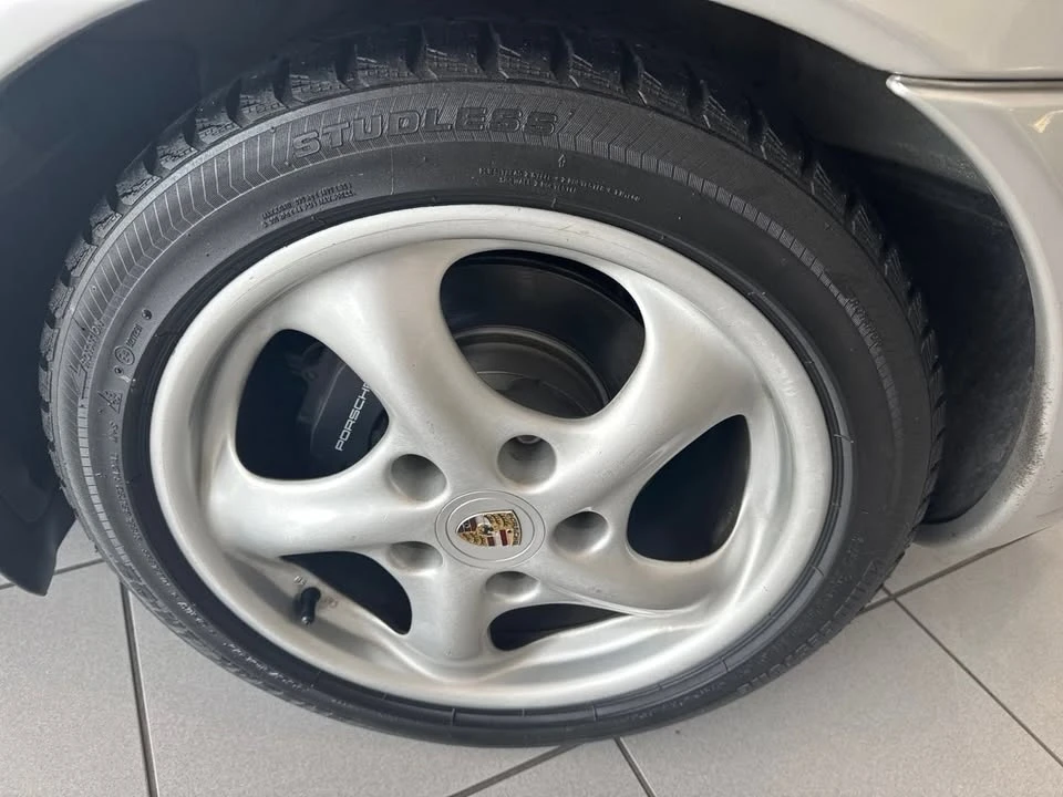 1999 Porsche 986 Boxster - Image 8 of 18