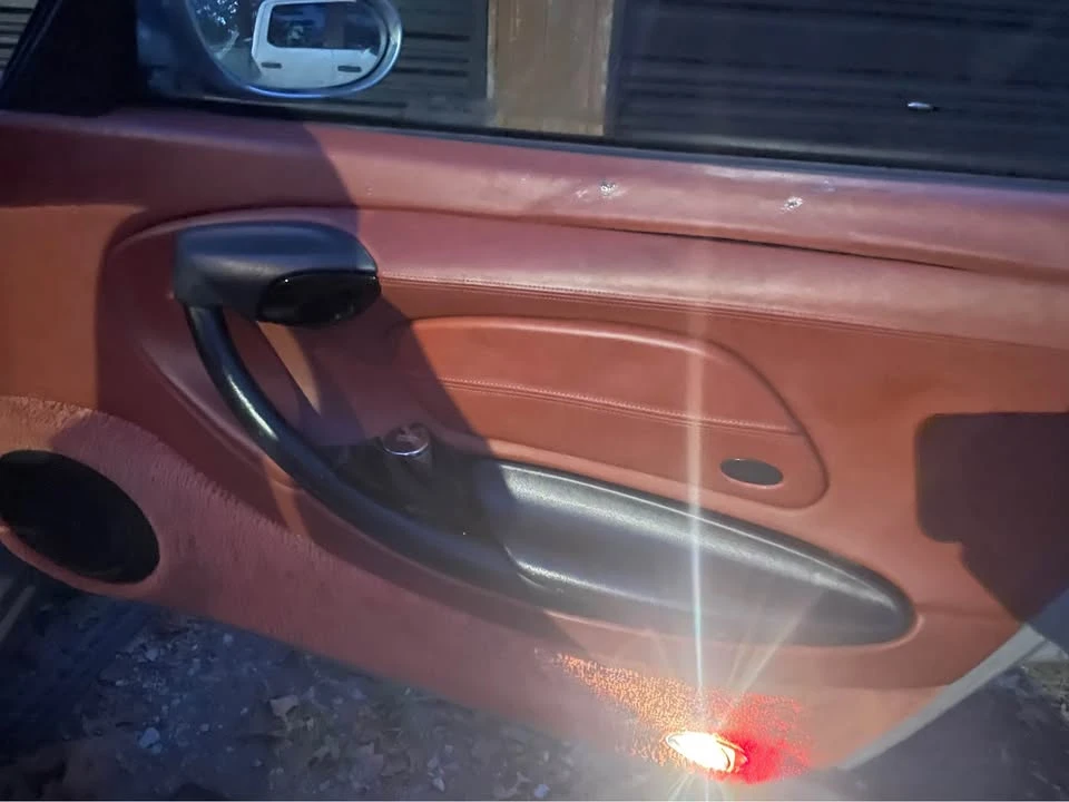 1999 Porsche 986 Boxster - Image 11 of 12