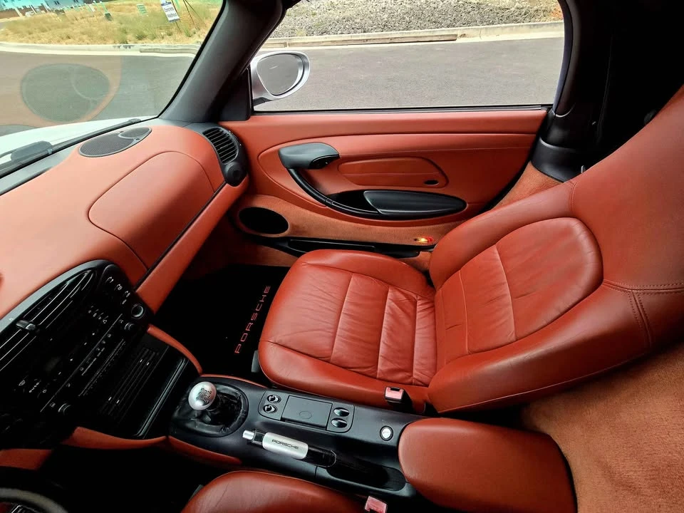 1999 Porsche 986 Boxster - Image 10 of 17