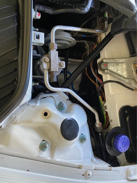 1999 Porsche 986 Boxster - Image 3 of 20