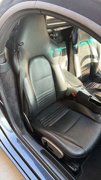 1999 Porsche 986 Boxster - Image 11 of 17