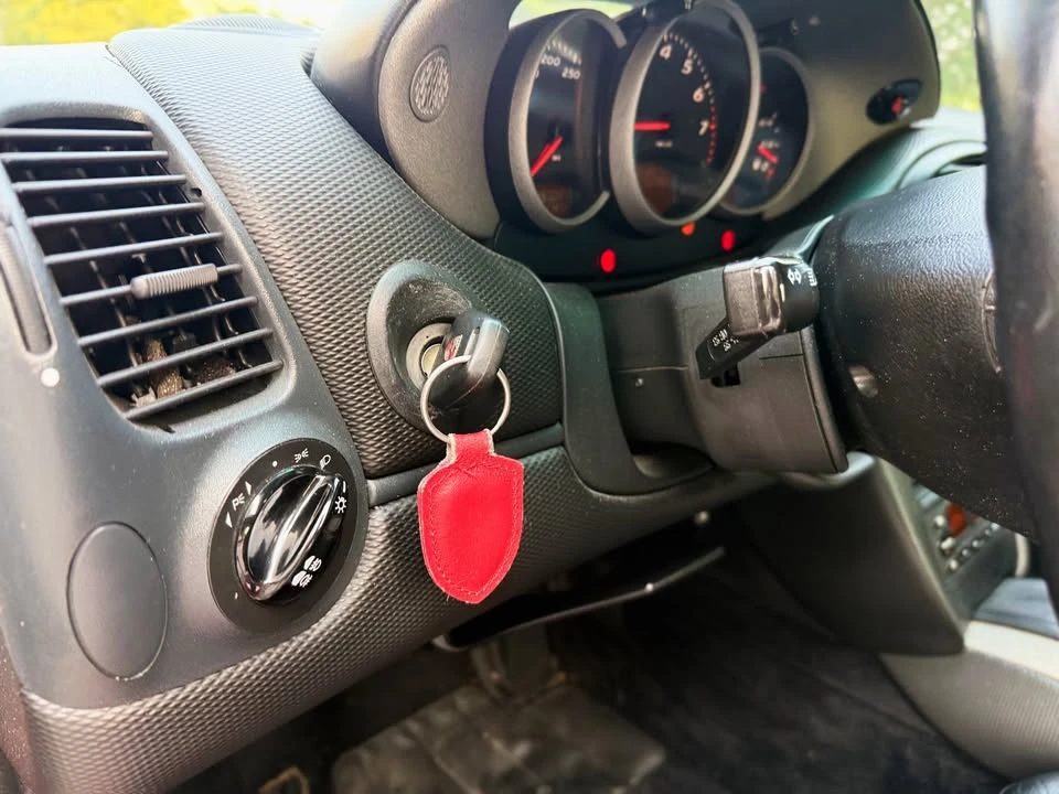 1999 Porsche 986 Boxster - Image 11 of 15
