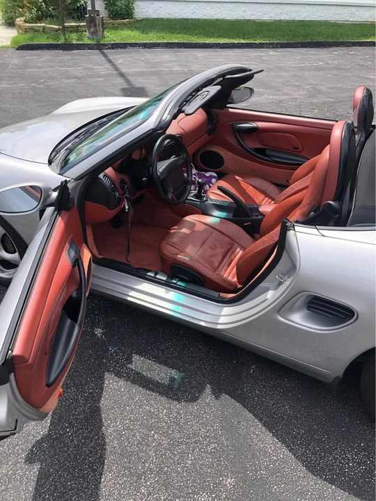 1999 Porsche 986 Boxster - Image 11 of 19