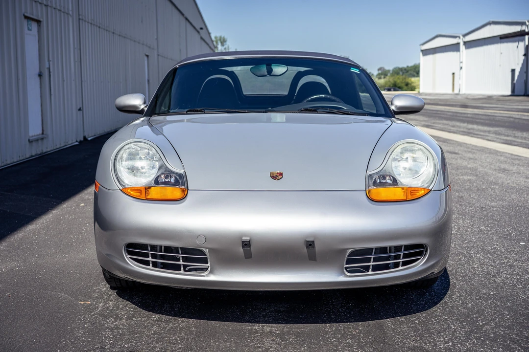 1999 Porsche 986 Boxster - Image 10 of 31
