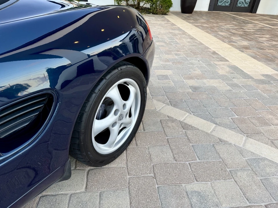 1999 Porsche 986 Boxster - Image 11 of 21