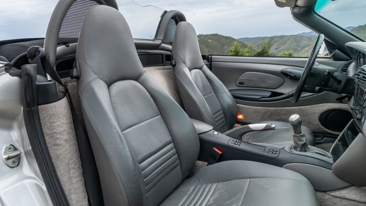 1999 Porsche 986 Boxster - Image 8 of 31