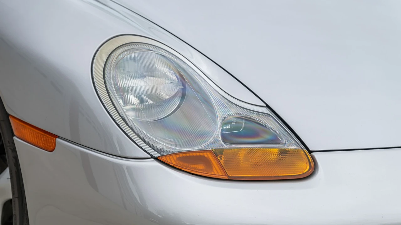1999 Porsche 986 Boxster - Image 20 of 31