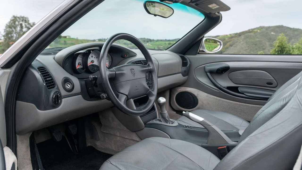 1999 Porsche 986 Boxster - Image 6 of 31