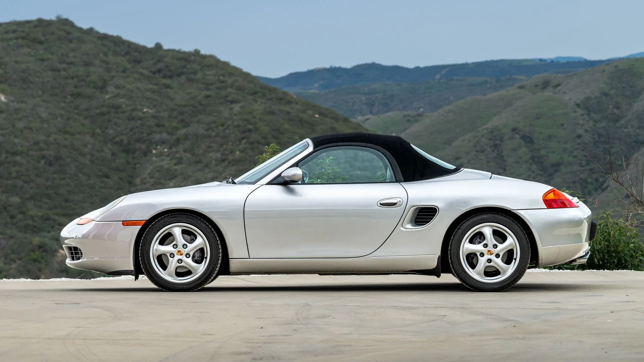 1999 Porsche 986 Boxster - Image 11 of 31