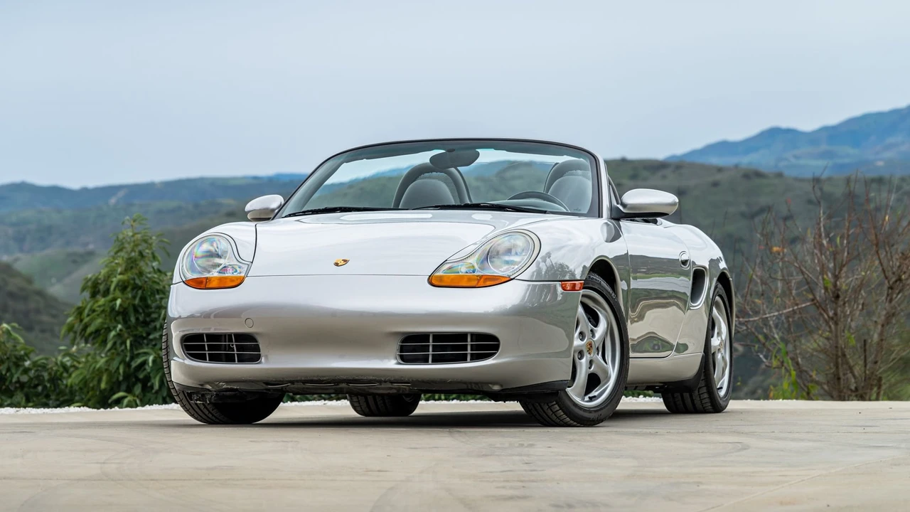 1999 Porsche 986 Boxster - Image 10 of 31